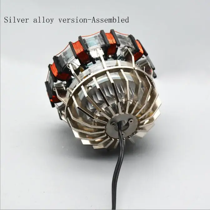Alloy-silver version LED Avengers 1:1 Scale Iron Man Arc Reactor Core Tony Stark Heart Model With Led Light Figure Gift DIY Need To Assemble MK1 Reac - Цвет: Alloy-silver version