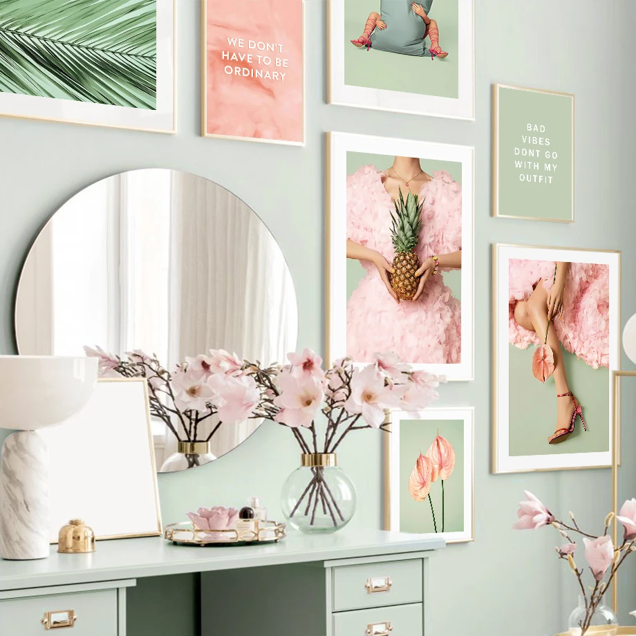 Зеленая розовая длинная юбка с изображением кактуса пальмы девушки настенная