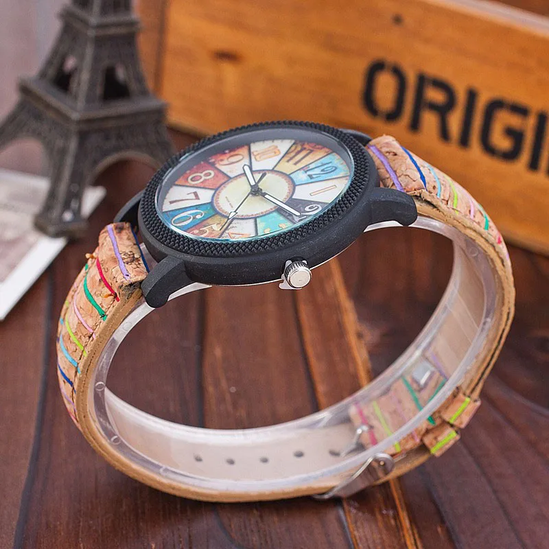 

Brand Fashion Relogio Feminino Vintage Leather Women Watches Quartz Wrist Watch Gift Clock Drop Shipping Relojes Hombre Nice