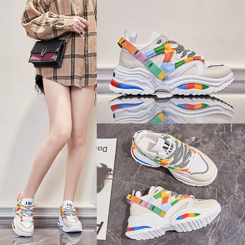 Женские кроссовки на толстой подошве повседневные дышащие черного и белого