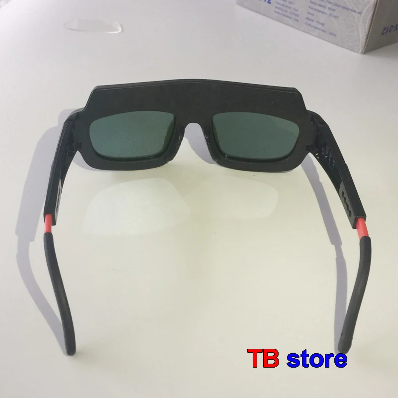 Сварочные очки TX-012 на солнечной энергии с автоматическим затемнением