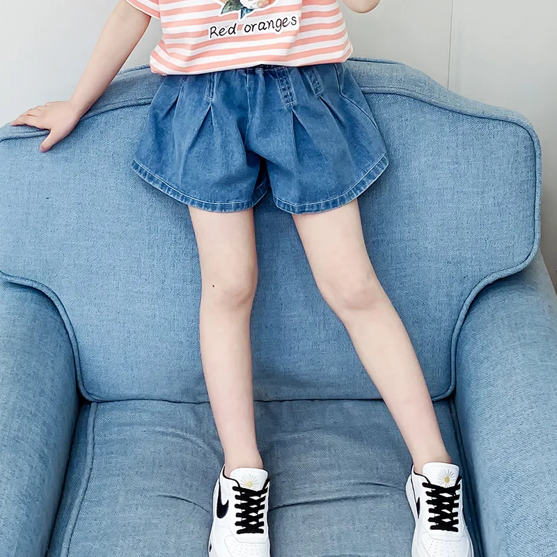 Шорты детские джинсовые с вышивкой ромашки модные повседневные короткие штаны