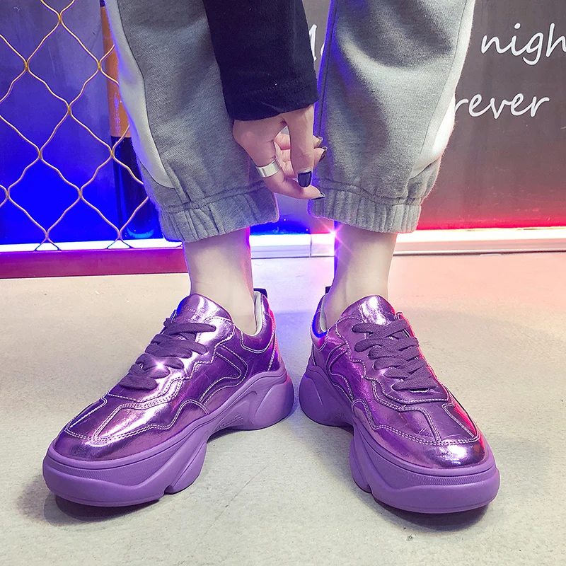 Женские кроссовки с зеркальной поверхностью удобная повседневная легкая обувь