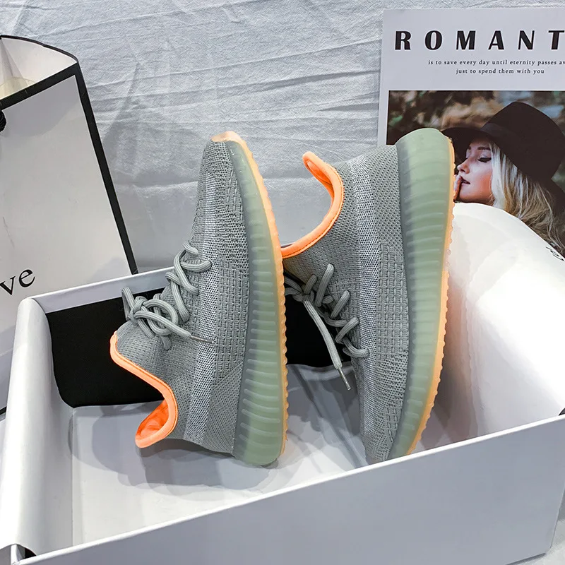 

Breathable Soft-soled Dynamic Coconut Shoes for Female Couples, New Knitted Men's Sports Shoes for Women In Summer of 2021