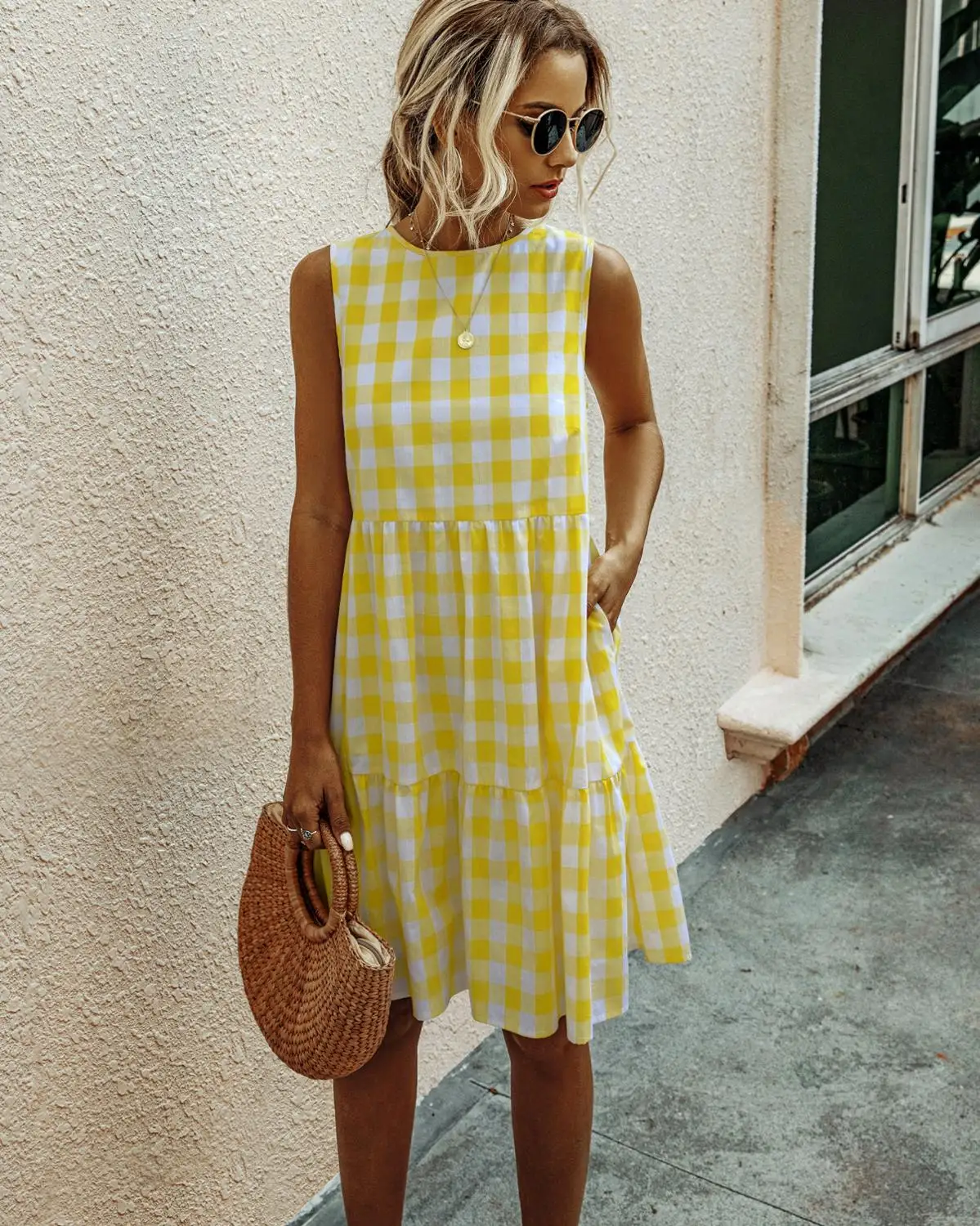 

2021 Spring Women Plaid Dress Classic Black White Plaid Dresses Women Sleeveless Summer Dress Red Yellow Blue Plaid Dress