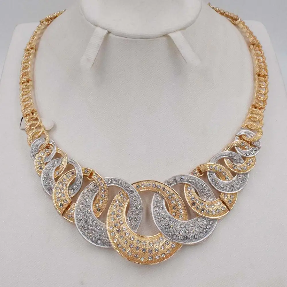 Комплект ювелирных украшений из бисера и | Украшения аксессуары