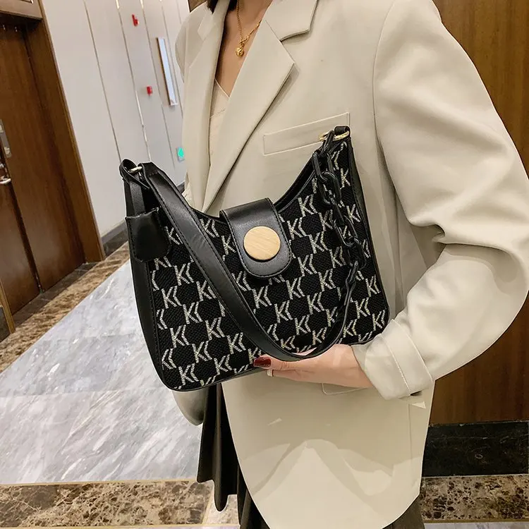 

2021 Online celebrity retro bag women's chain bucket bag bags popular new tide Joker texture fashion armpit shoulder bag