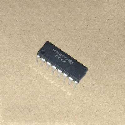 2 шт. MCP3208 MCP3208-CI/P DIP-16 в наличии | Строительство и ремонт