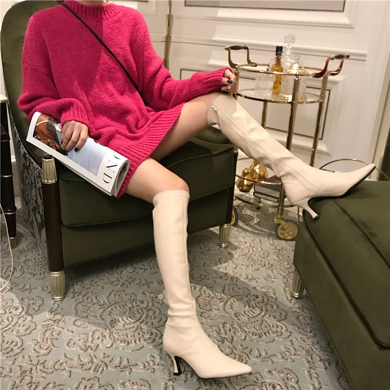 2020 Элегантные женские кожаные сапоги до колена на теплом меху сезон зима весна