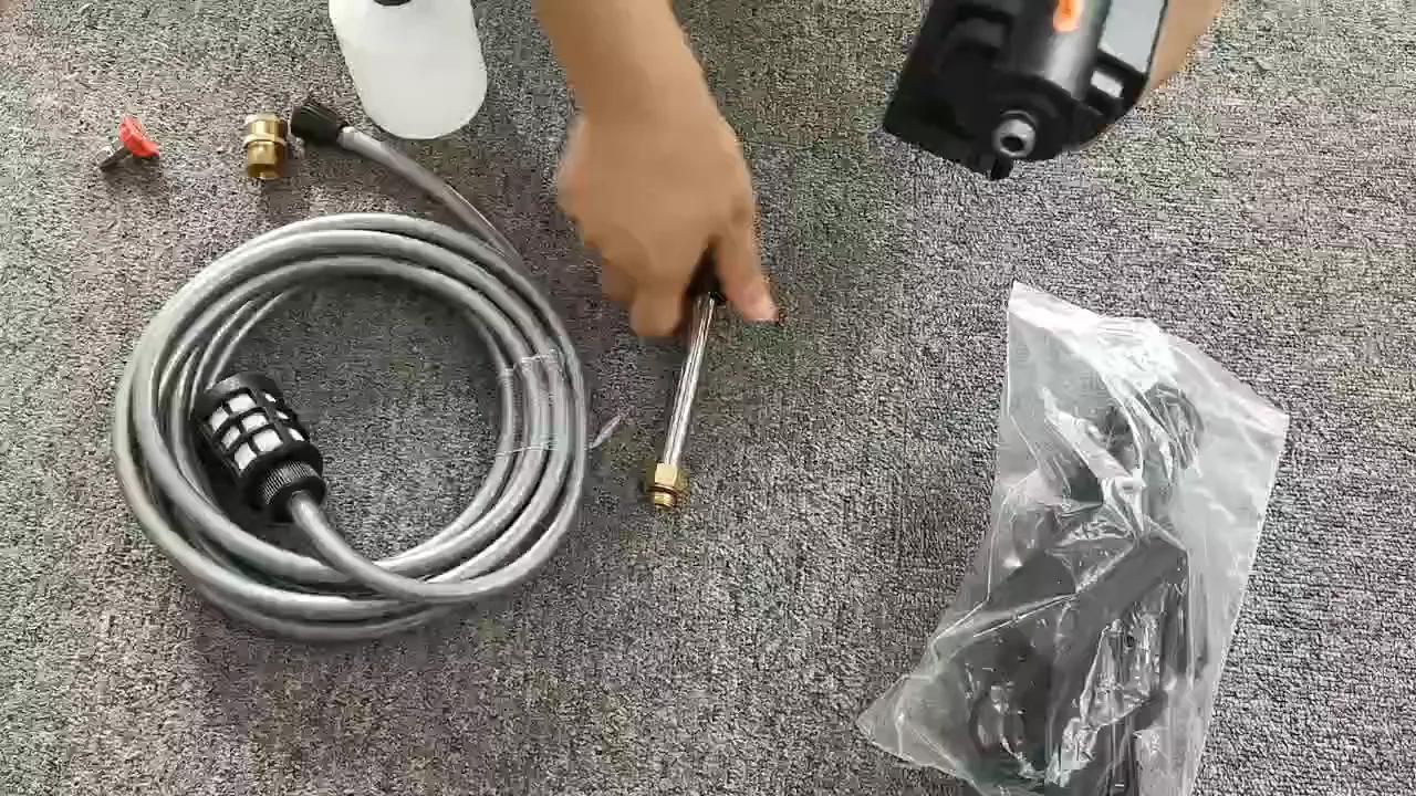 للبيع منظف السيارة اللاسلكي المحمول ، منظف الضغط العالي ، منظف السيارة مع الملحقات