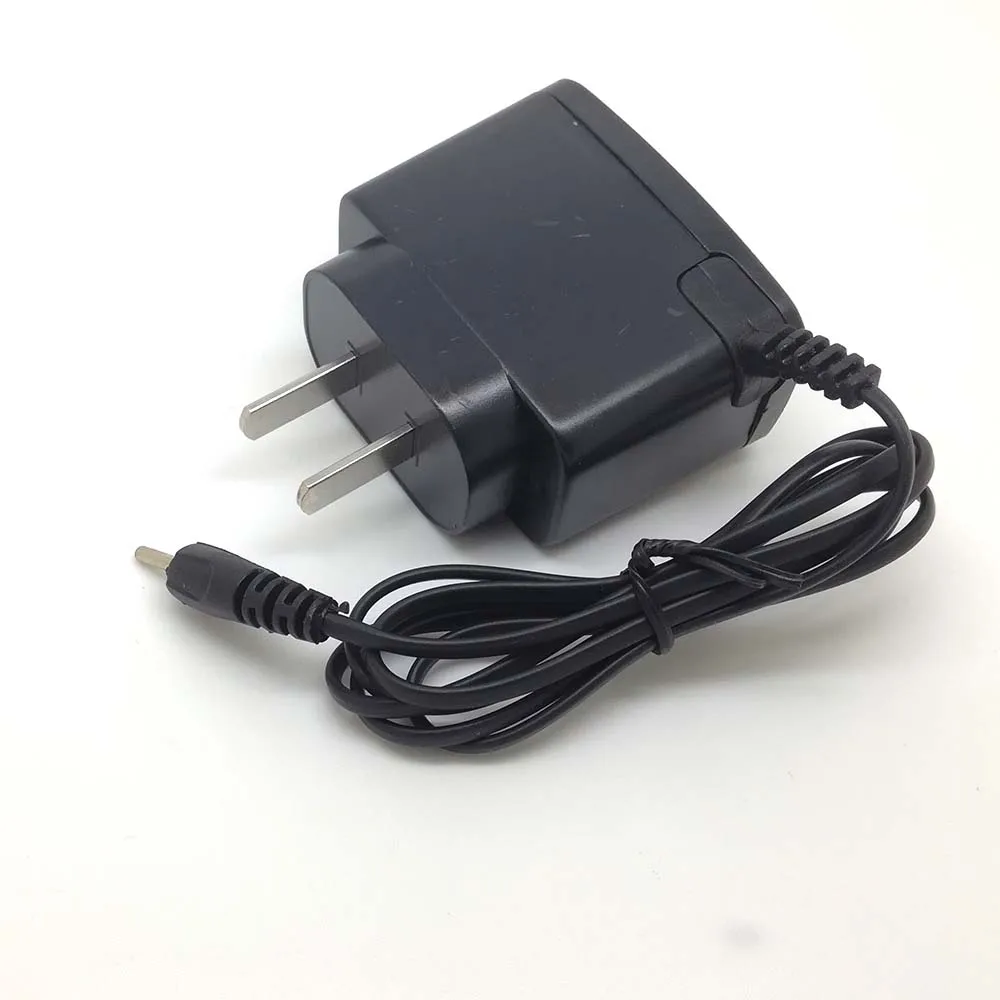 Дорожное настенное зарядное устройство переменного тока с вилкой для ЕС и США