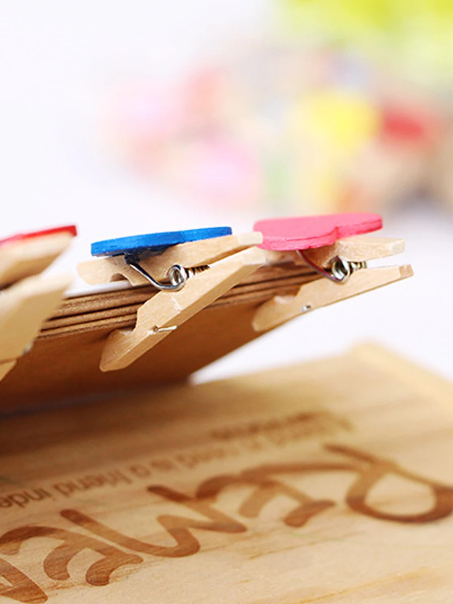

50Pcs/Set of Love Heart Mini Paper Clips Wood Rainbow Postcard Photo Clip Home Wedding Decoration Clothespin Nibs