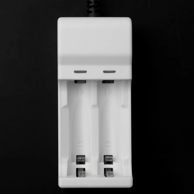 Интеллектуальное зарядное устройство с 2 слотами 1 в USB для перезаряжаемых NiMH NiCd AA