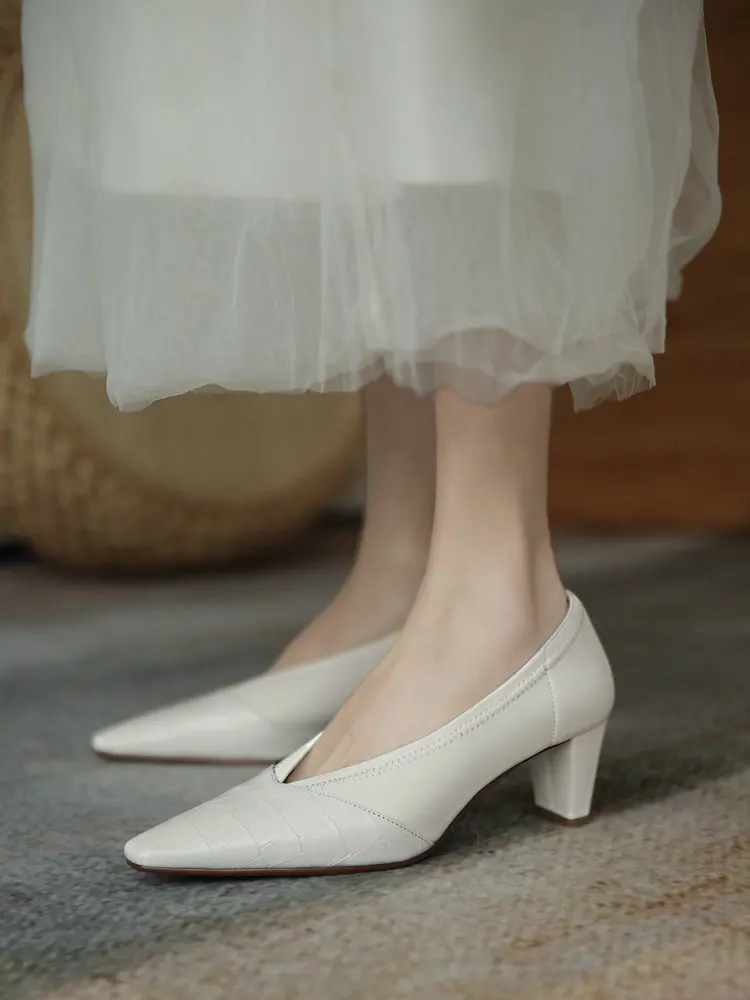 

EshtonShero Pumps Genuine Leather Fashion High Square Heels Platform Pointed Toe Working Spring Shoes Summer Wedding Pumps