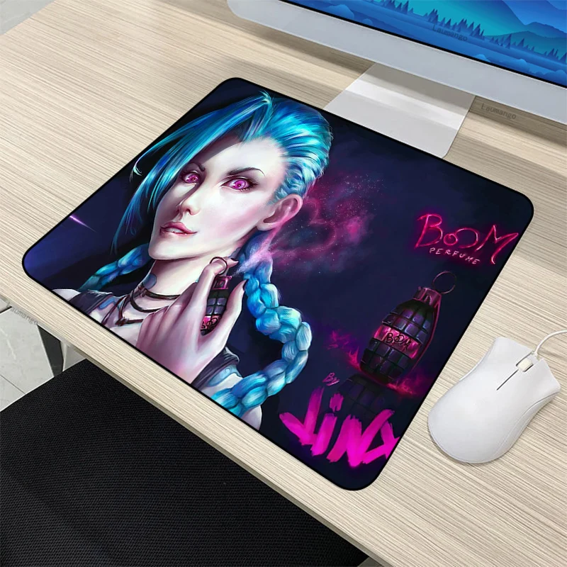 

Jinx Mouse Pad Small Keyboard Varmilo Kawaii Gaming Accessories Mousepad PC Gamer Girl League of Legends Tapis De Souris Deskmat