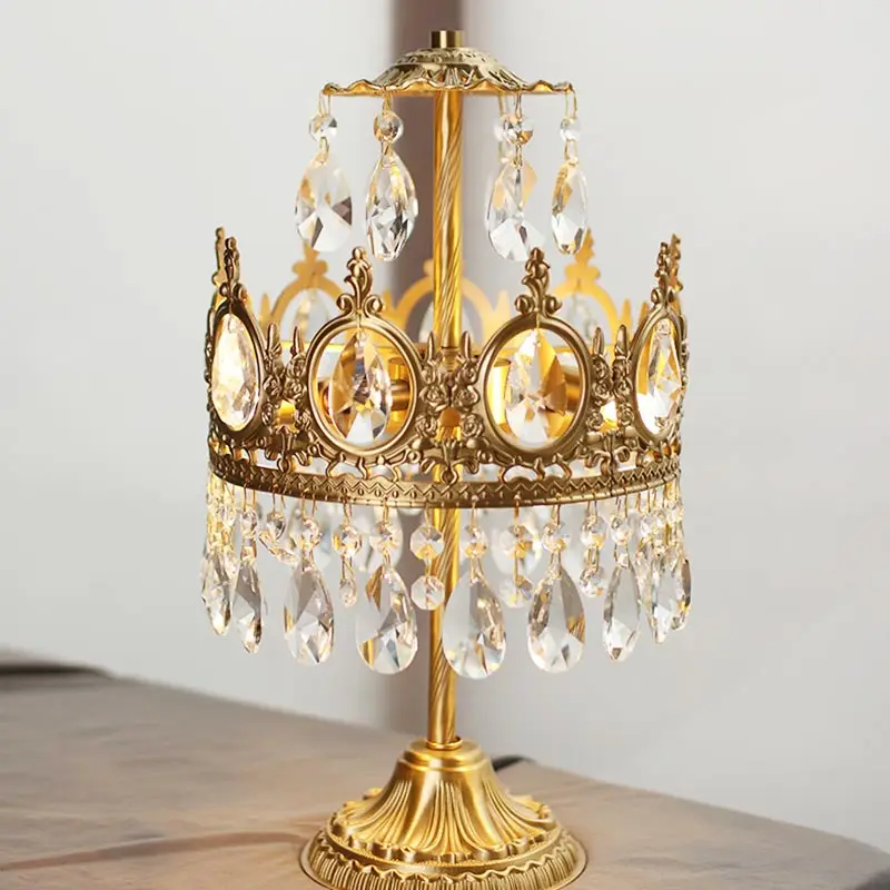 

Хрустальная настольная лампа для спальни, гостиной, настольная лампа для кабинета, хрустальное художественное украшение, привидение, ночни...