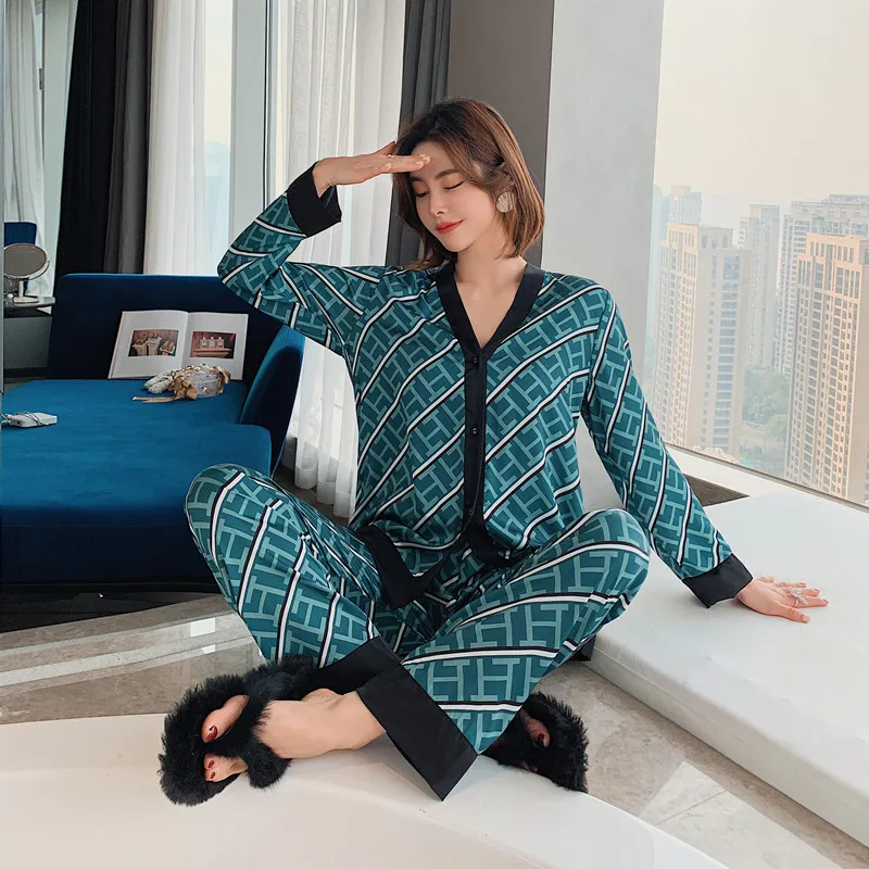 

Women's Pajamas Set Luxury Style Fashion Cross Letter Print Sleepwear Silk Like Leisure Home Clothes Nightwear 2021 Spring New