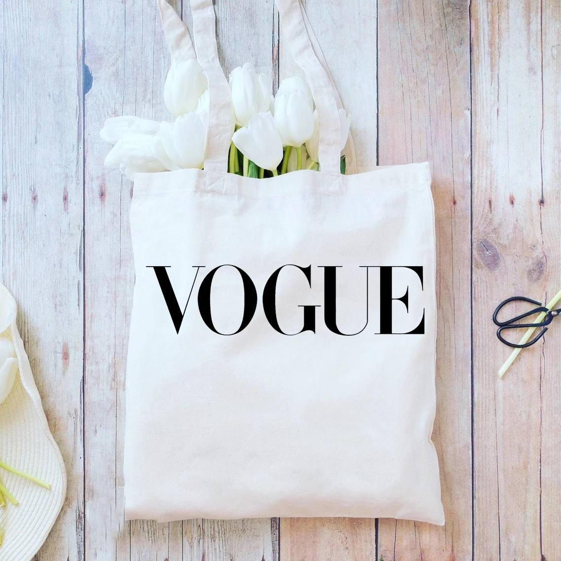 

Trendy Fashion Vogue Tote Bag Vintage Aesthetic Vogue Style Shopping Bags Eco-Friendly Canvas Folding Travle Bags