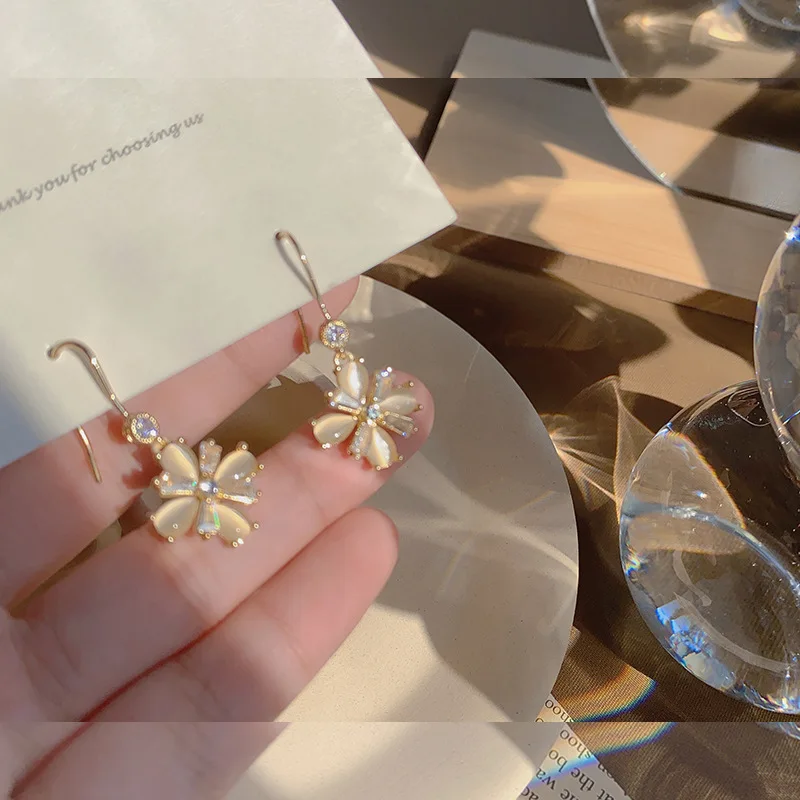 Новые трендовые Модные индивидуальные маленькие свежие серьги дикие супер