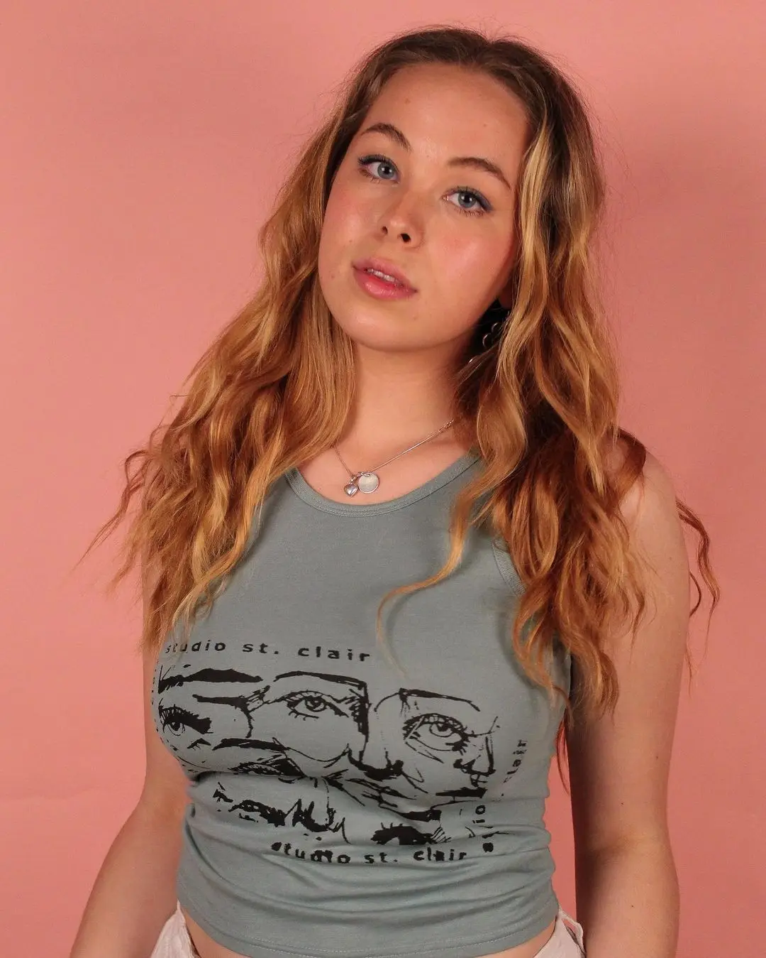 Женский укороченный топ Y2K с эстетичным портретом лица летний облегающий Топ без
