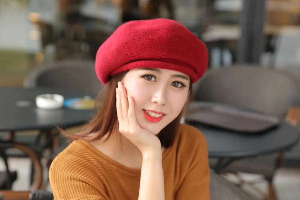 Зимние шапки для женщин Skullies Beanies модные теплые береты шапки Новая женская вязаная шапка элегантная шапка художника