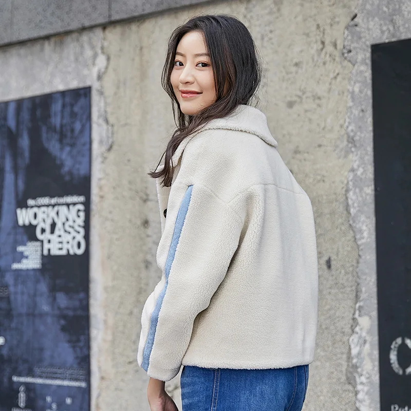 

Live broadcast exclusive price 149,000 women's lapel granular fleece coat short stitching slimming coat