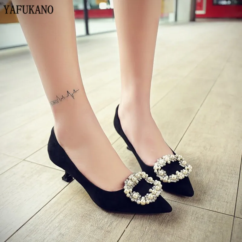 Роскошные Стразы с жемчугом и острым носком на тонком высоком каблуке Новинка 2020