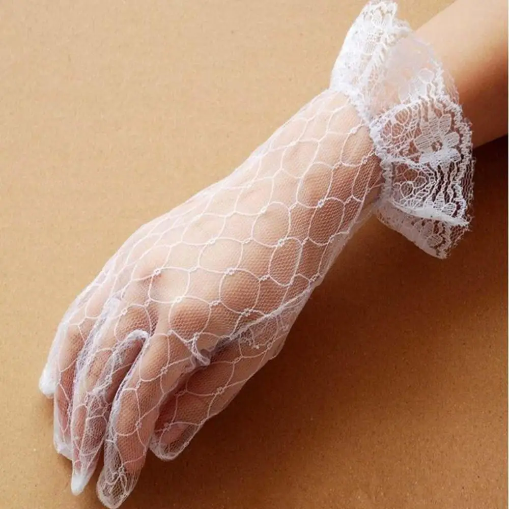 

New Arrivial Short Lace Gloves Party Sexy Dressy Gloves Women Lady Lace Mittens Accessories Sunscreen Summer Full Finger Gloves