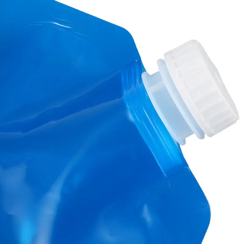 

Foldable water canister