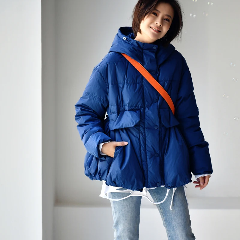 Короткий пуховик MICOCO Y7292C в Корейском стиле с большими карманами и капюшоном