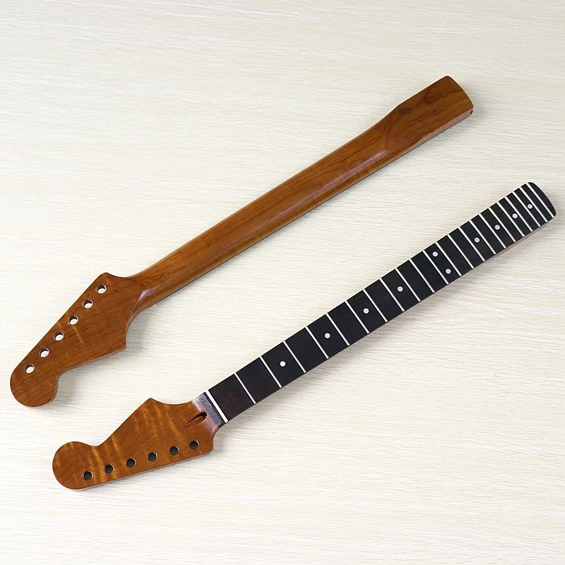 

Гриль для электрической гитары из клена ST 22, глянцевый гриф с бахромой