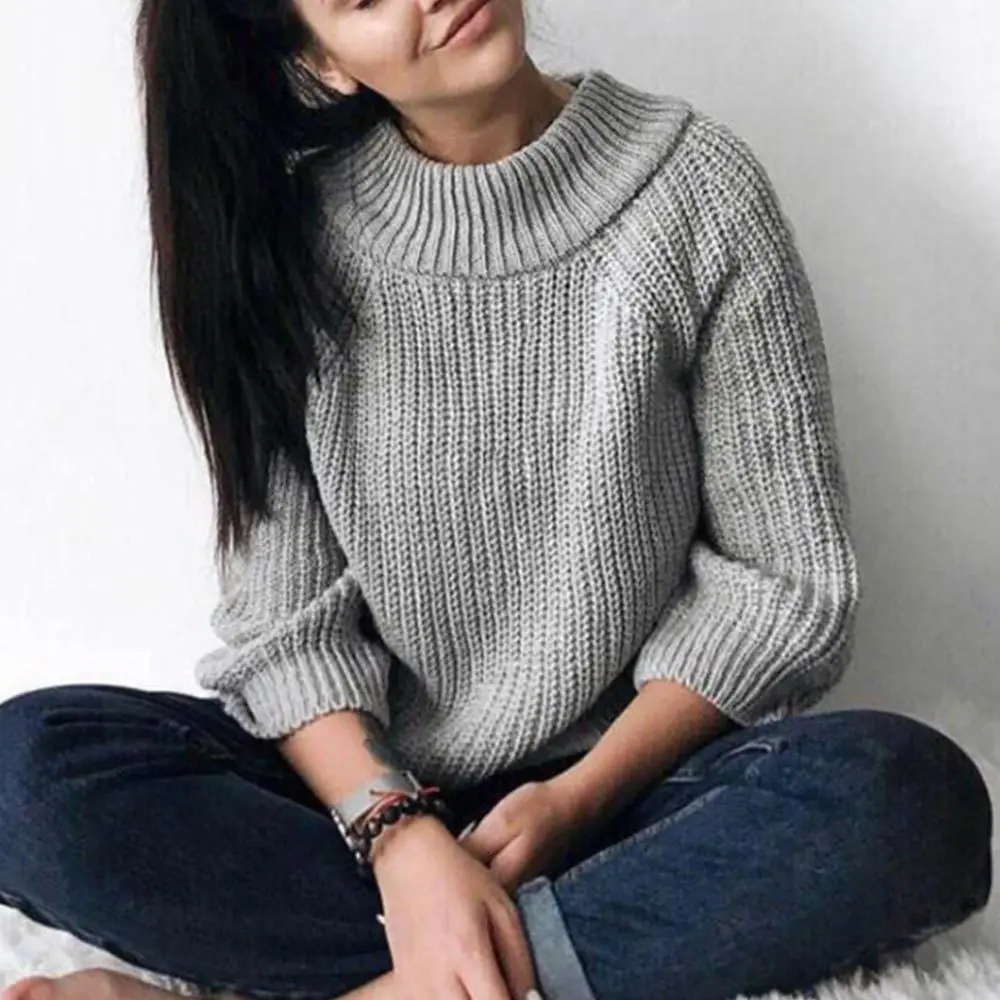Женский вязаный свитер с рукавами-фонариками и открытыми плечами | Женская