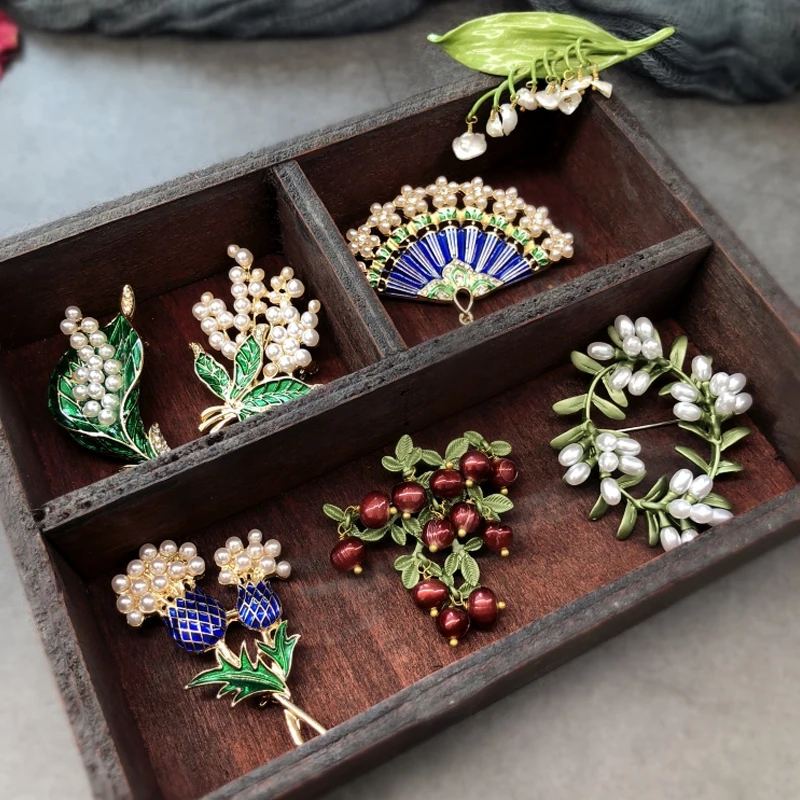 Модная антикварная брошь ручной работы броши с эмалью и жемчугом в Западном