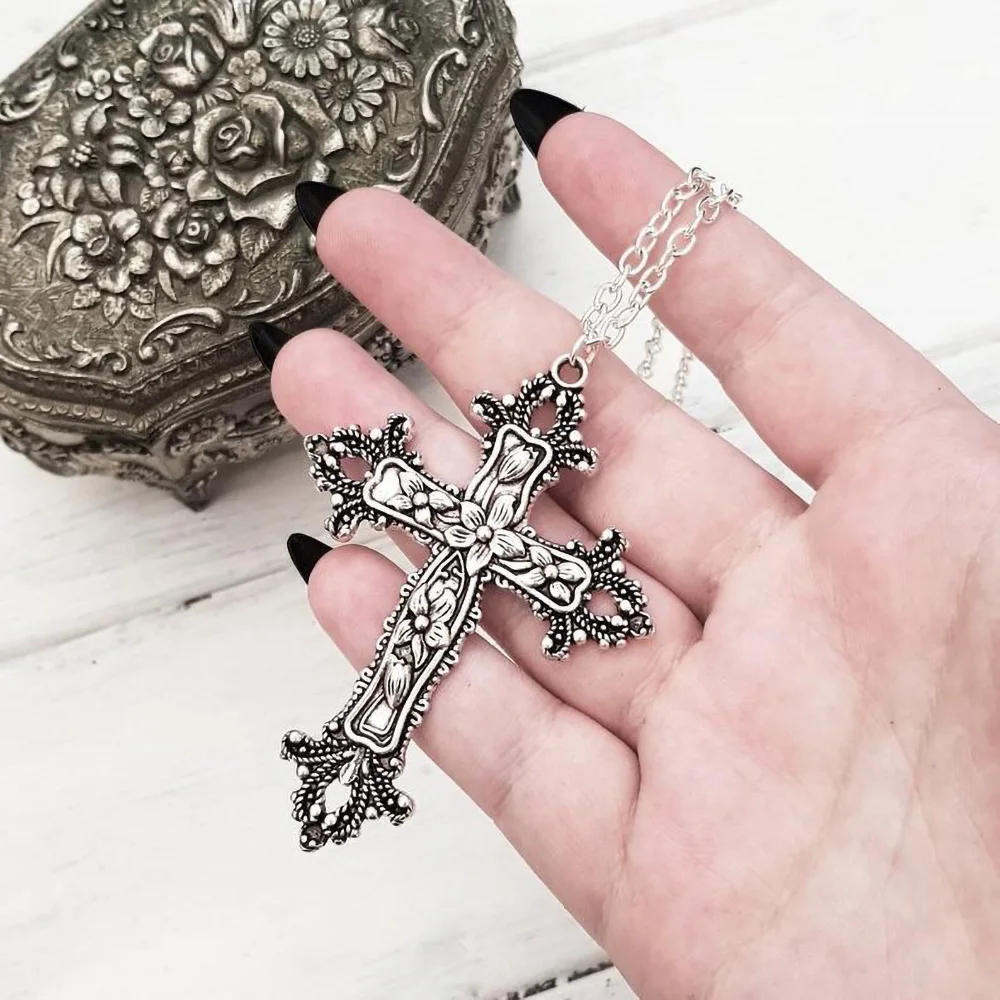

Flower Pattern Cross Pendant Necklace Unisex Fashion Retro Trend Exquisite Jewelry Gift New Design Personality Creative Jewelry