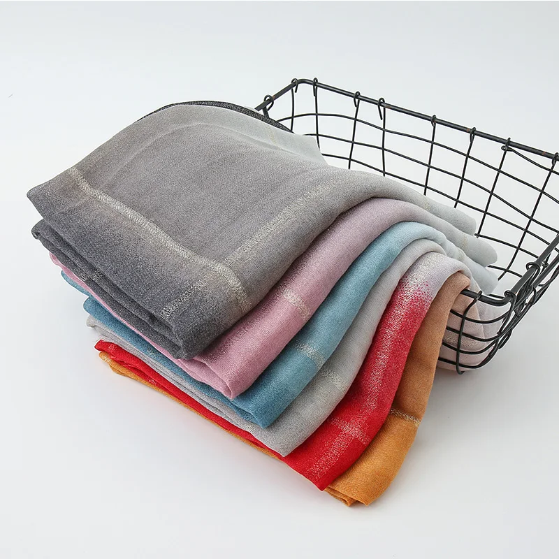 

Градиентный Блестящий шарф, мусульманский хиджаб, летняя пляжная бандана, шали из полиэстера, большой размер, мусульманская женская вуаль, головная повязка, мусульманский тюрбан