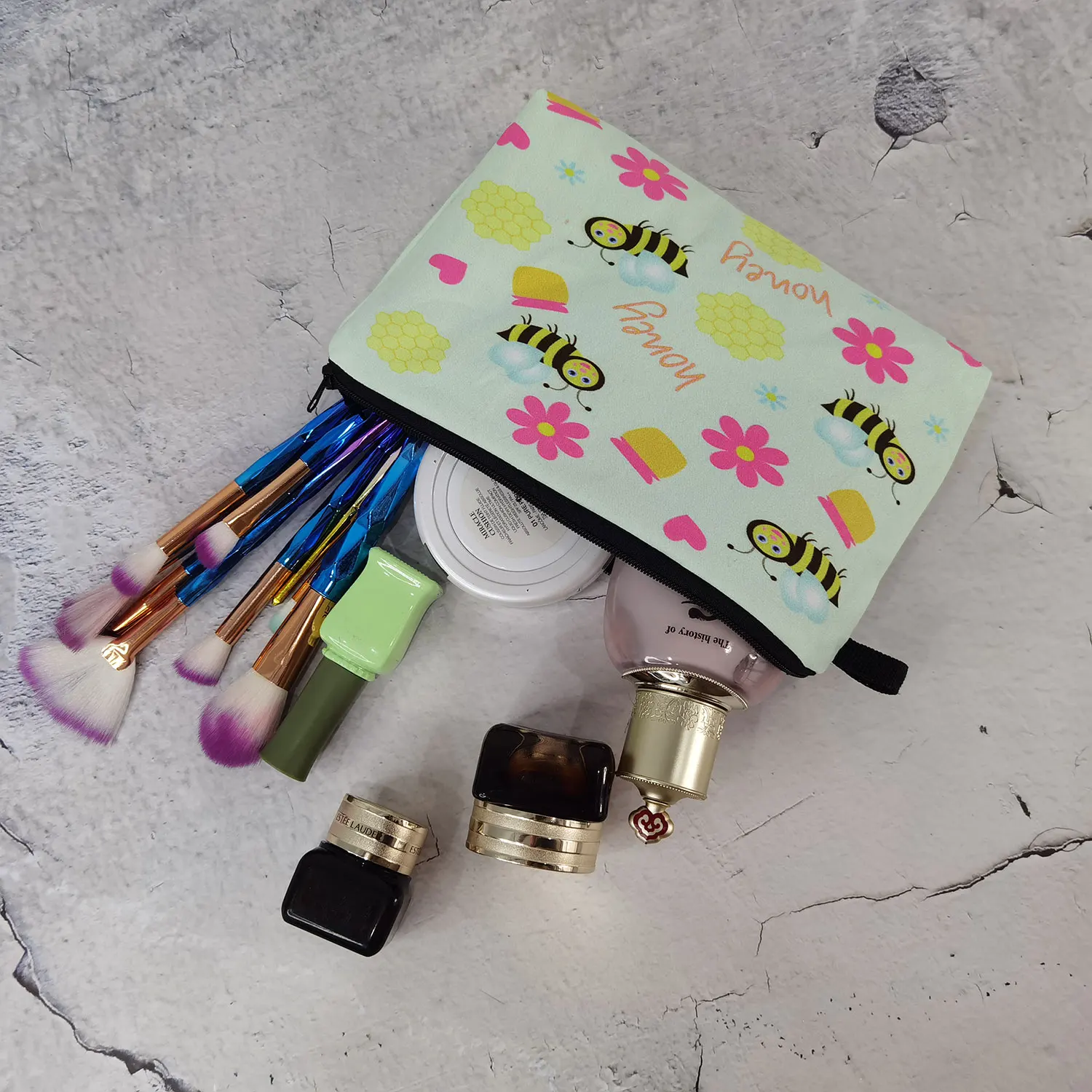 

New Fashion Women's Makeup Bag Lovely Printed Bee Cosmetics Organizer Bag Custom Made Storage Bags for Women Small Toiletry Bag