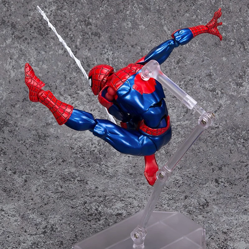 Фигурка героя мультфильма Человек-паук 16 см | Игрушки и хобби