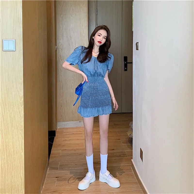 

Korea 2021 New Summer Temperament Retro Hong Kong Flavor Wild Design Sense Folds Slim Slimming Fishtail Denim Dress Women 5218