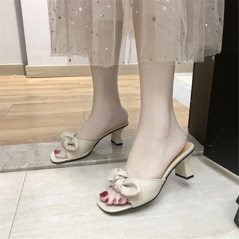 

Women's shoes slippers 2021 summer new style bow outer wear fashionable one-line high-heeled sandals and slippers