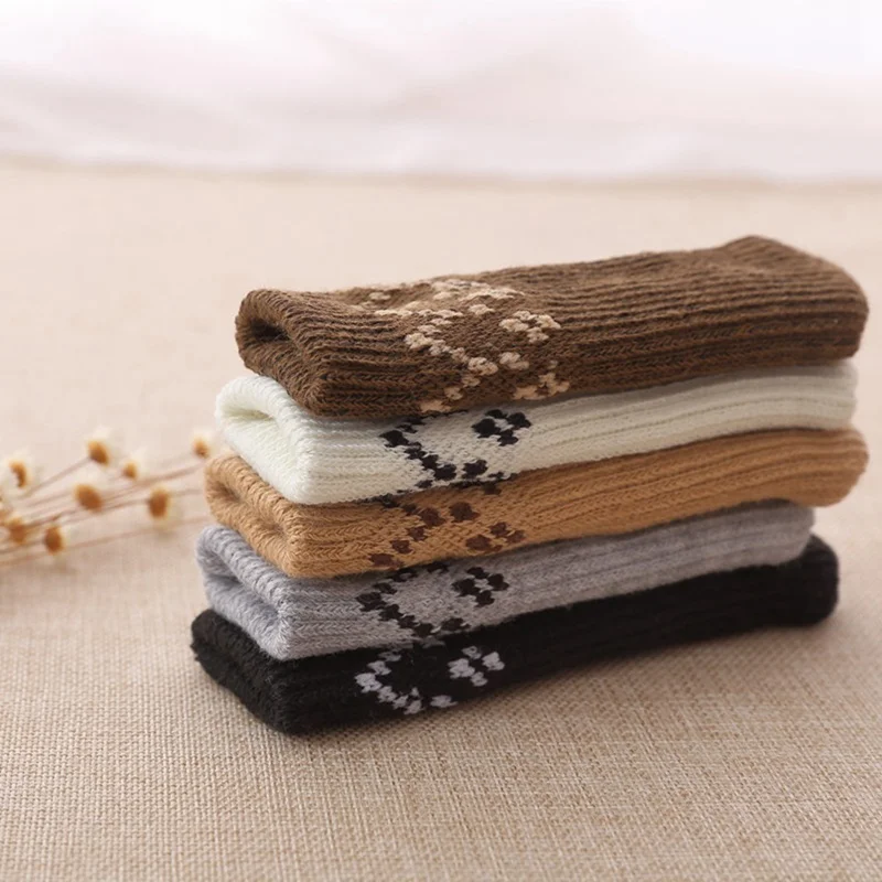 4pcs/set Floor Protection Chair Foot Pad Leg Furniture Wool Knitting Cover Cat Pads Paw Protector Socks Table |