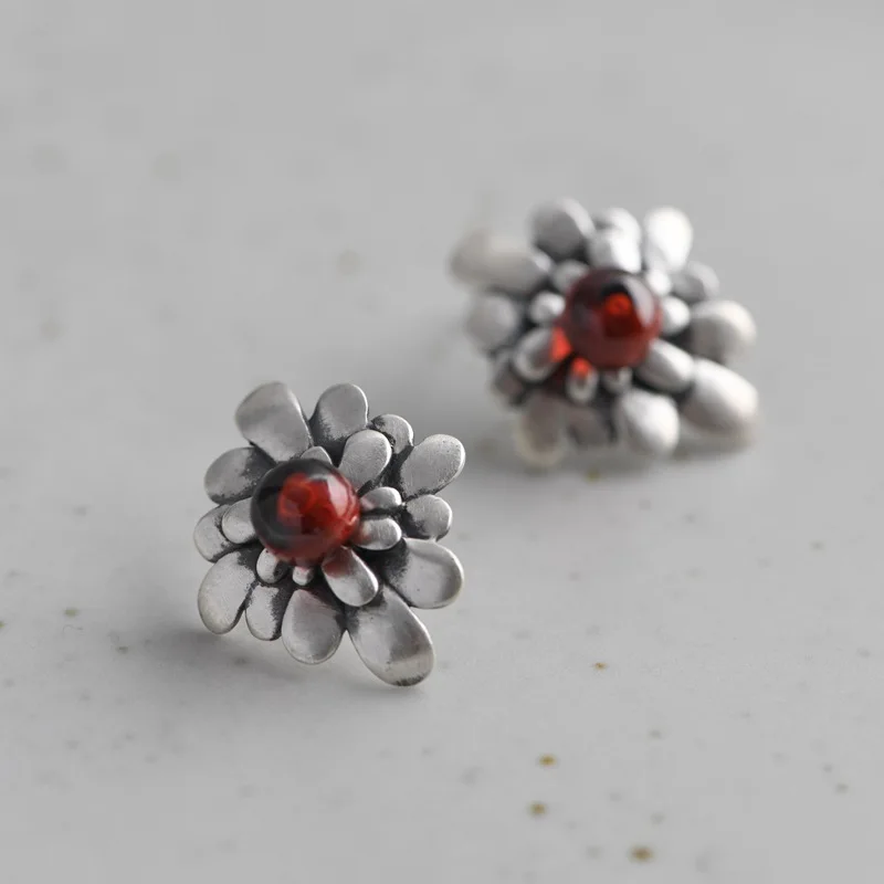 

FNJ Flower Earrings 925 Silver Original Pure S925 Sterling Silver 6mm Red Zircon Stone Stud Earring for Women Jewelry