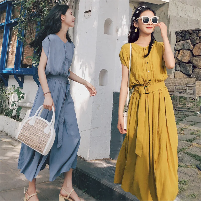 Женское богемное платье до середины икры на бретельках летнее однотонное