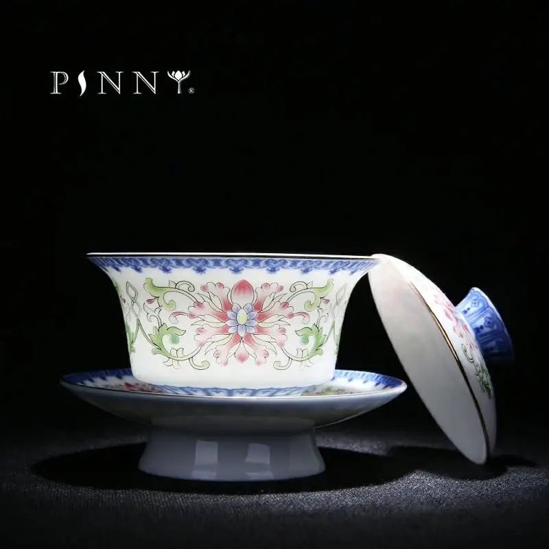 

PINNY Hand Made Embossed Gaiwan Blue And White Porcelain Kung Fu Tea Set High Quality Portable Tea Pot Chinese Vintage Tea Cup