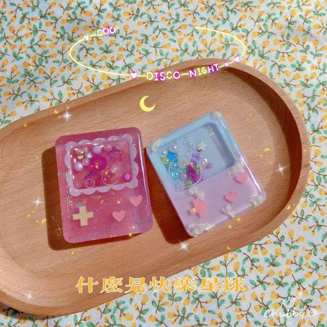 

3D cute music player quicksand mp3 player resin shaker mold rectangle silicone mold handmade replication mould mp3 player shape