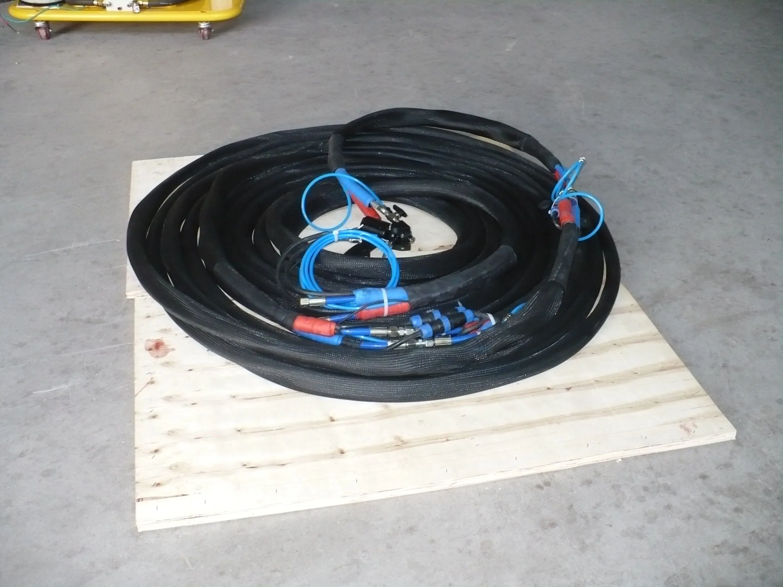 Полиуретановый нагревательный шланг полиуретановый 15 м для распылительной