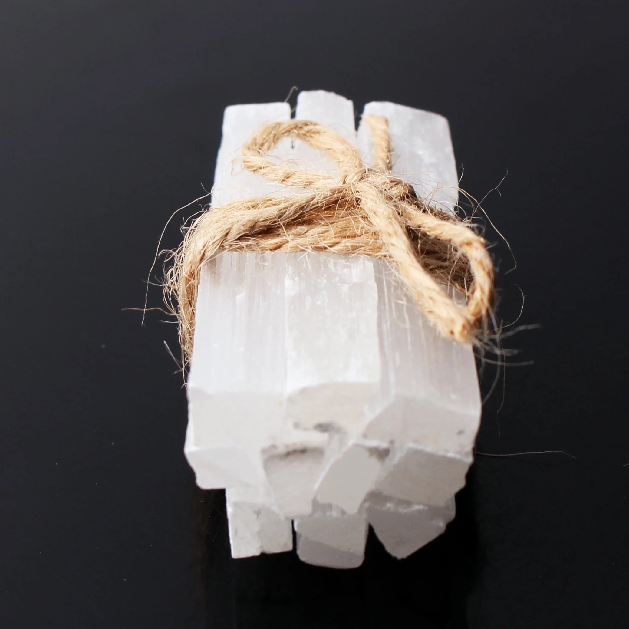 10pcs Natural White Selenite Crystal Stick Chips Gypsum Quartz Rough Minerals Specimen Point Healing Stone