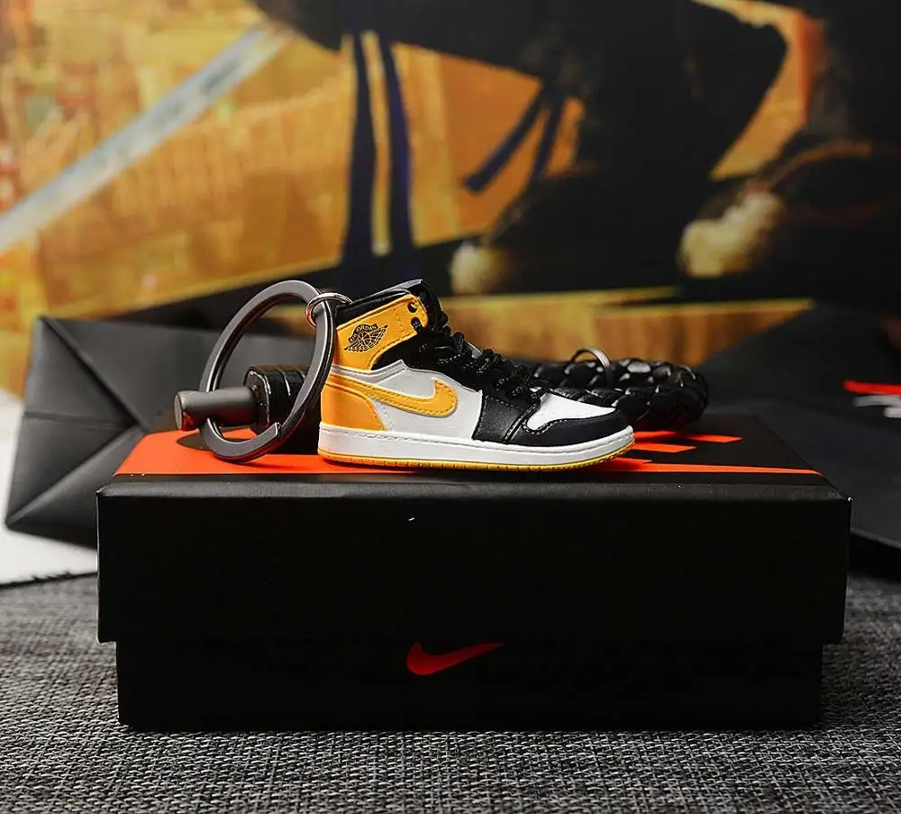 a shoe w rope Персональный DIY Air Jordan " разбитая задняя панель" часть 1 3D кроссовок фигурный брелок сумка коробка Подвеска для пары Кукла аксессуар - Цвет: a shoe w rope