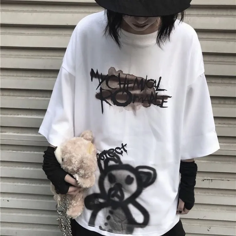 

street harajuku bf wind half-sleeve t shirt women graffiti cute tops cartoon tshirt hip hop streetwear style couple top t-shirt