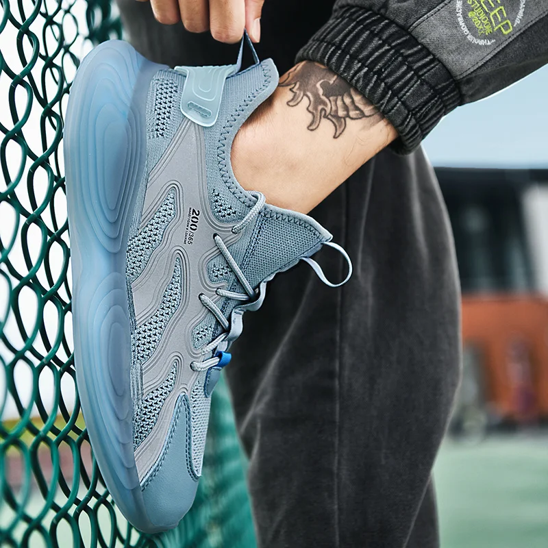 

Men's Shoes Mens Casual Shoes Hot Sale Sneakers High Quality Men Fashion Light Breathable Mesh Luxurious Summer