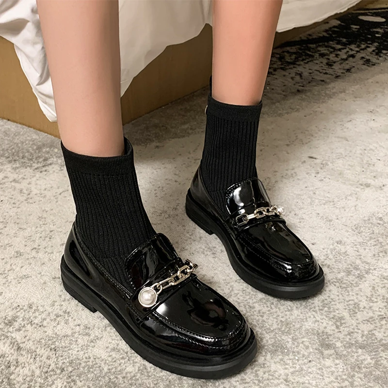 

Модные ботинки на низком каблуке, обувь на массивном каблуке, новинка 2021, зимние туфли-лодочки, женские ботинки из стрейчевой ткани, теплые ж...